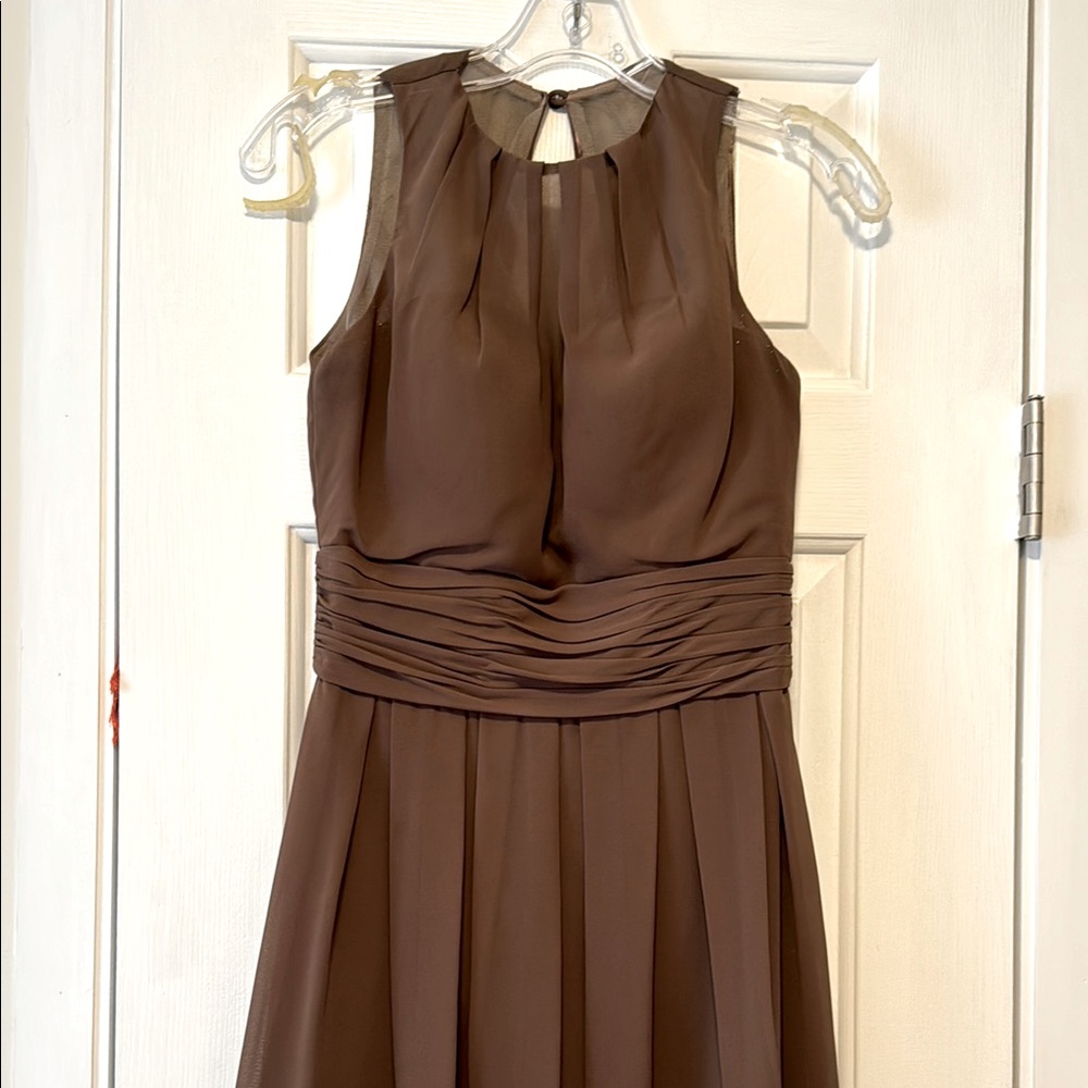 Elegant Brown Sleeveless Dress